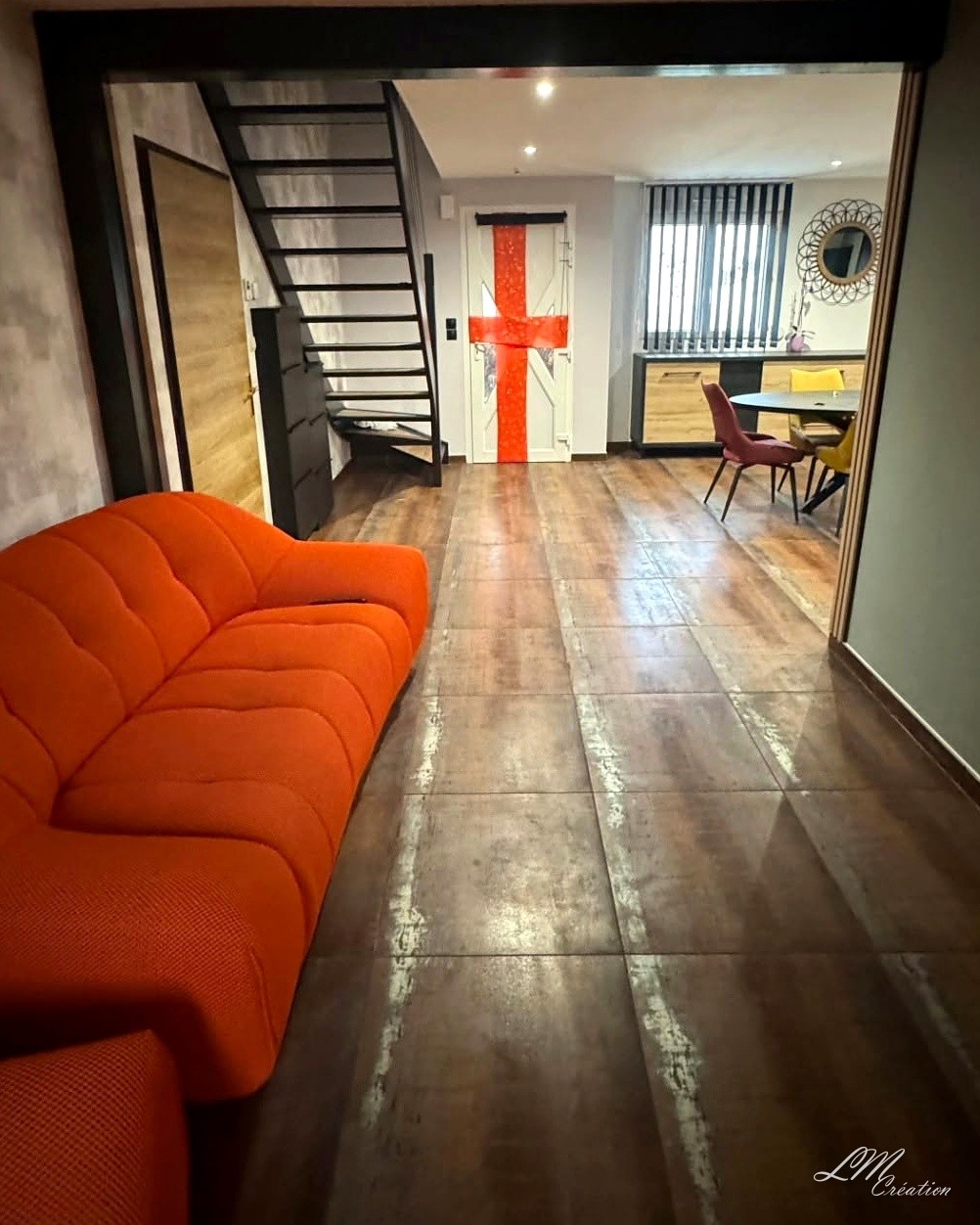 Retour sur un très beau projet de rénovation en carrelage métallique rouille — AUDINCOURT — L.M CREATION (3/5)