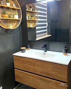Salle de bain clef en main en Béton ciré — AUDINCOURT — L.M CREATION (1/5)
