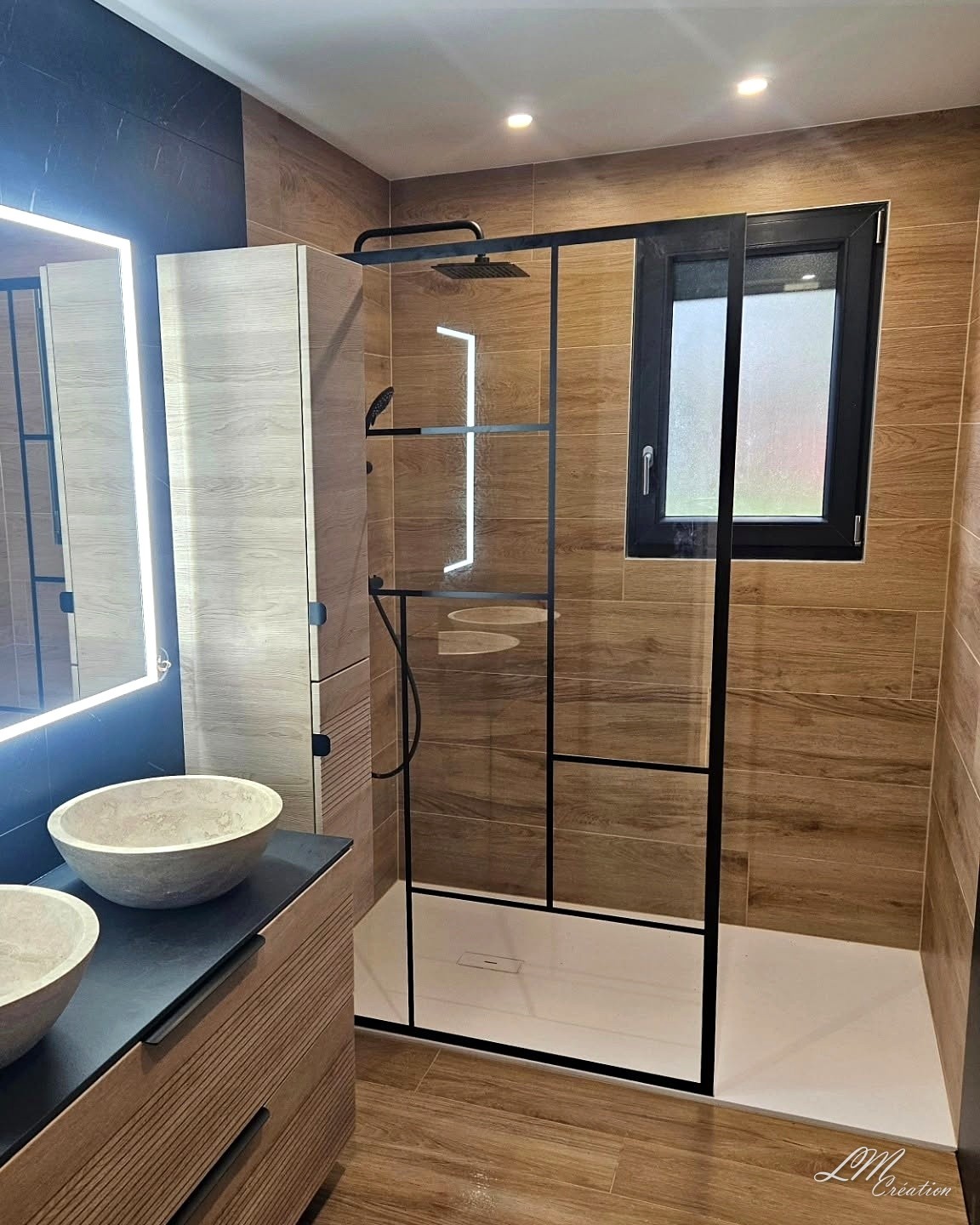 Salle de bain 🔑 en main carrelage ambiance naturelle — AUDINCOURT — L.M CREATION (2/4)