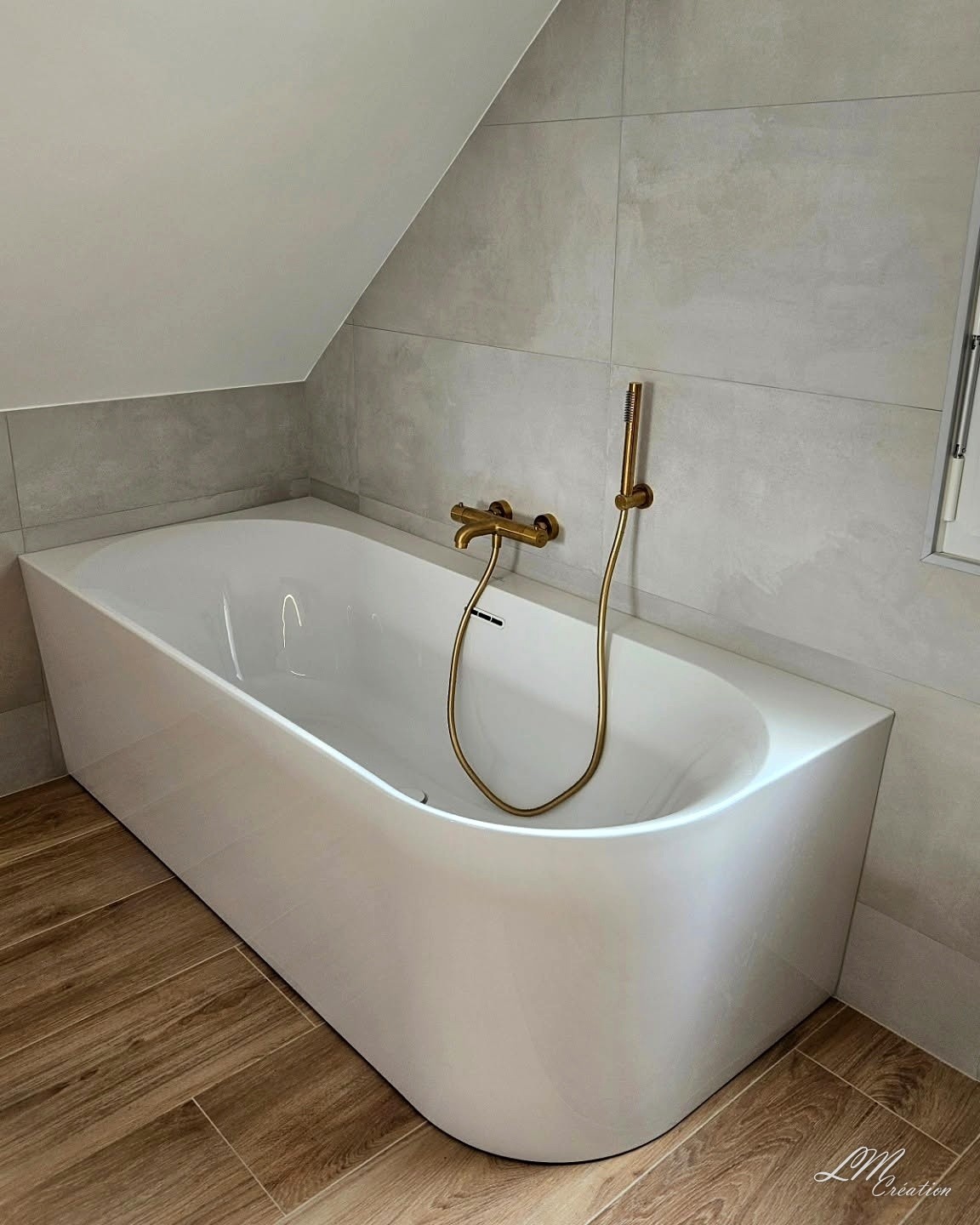 Salle de bain 🔑 en main carrelage ambiance naturelle — AUDINCOURT — L.M CREATION (6/7)