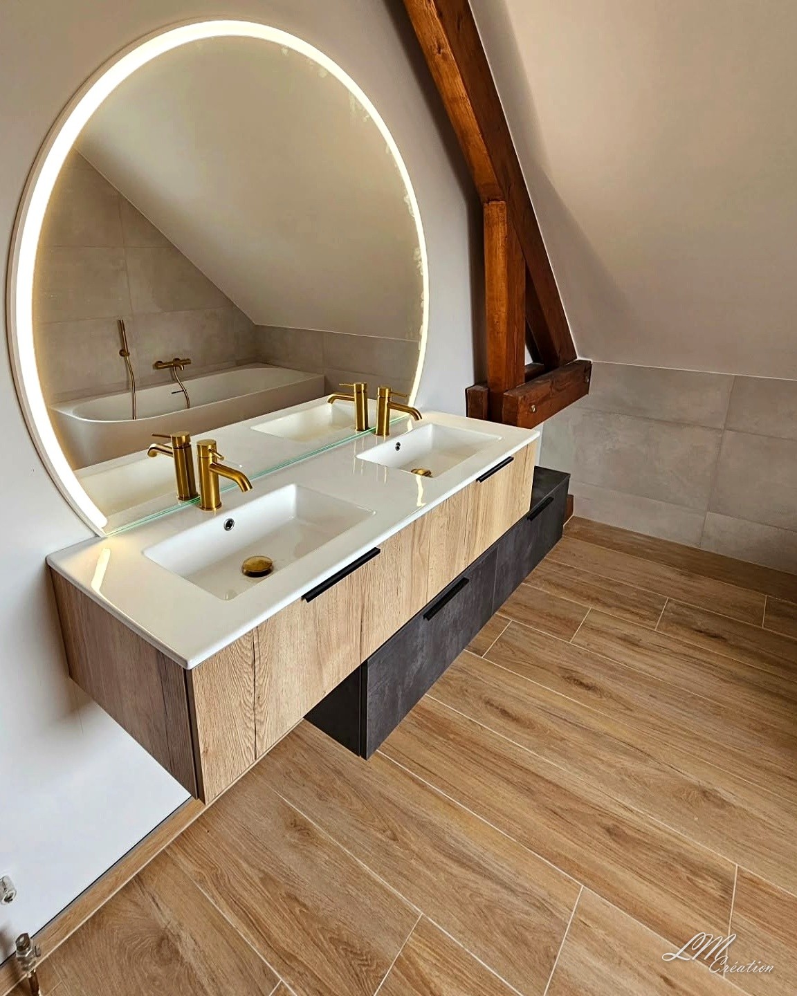 Salle de bain 🔑 en main carrelage ambiance naturelle — AUDINCOURT — L.M CREATION (2/7)